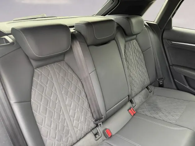 Audi A3 Sportback 40 TFSI e S line Attraction S-tronic