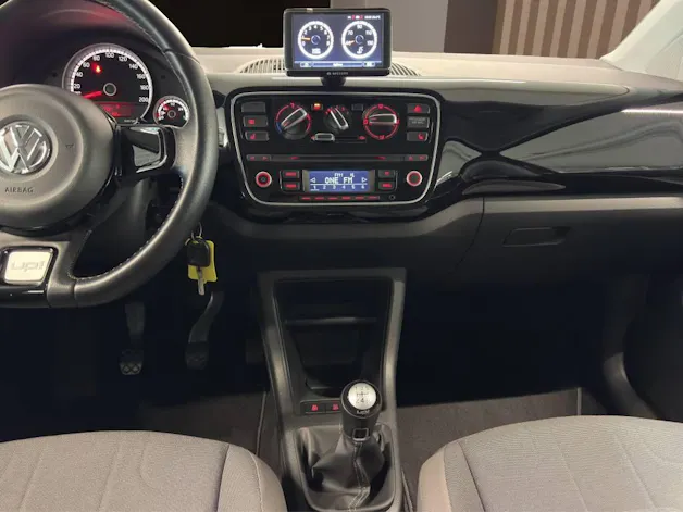 VW CrossUp 1.0