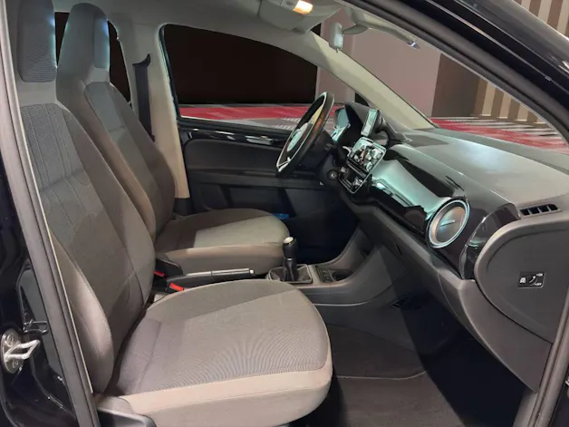 VW CrossUp 1.0