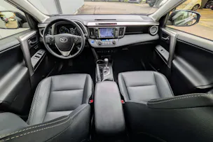 Toyota RAV-4 2.5 HSD Sol Premium e-CVT
