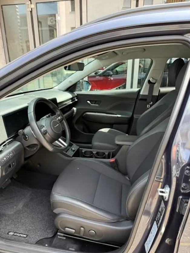 Hyundai Kona 1.6 GDi Hybrid Amplia