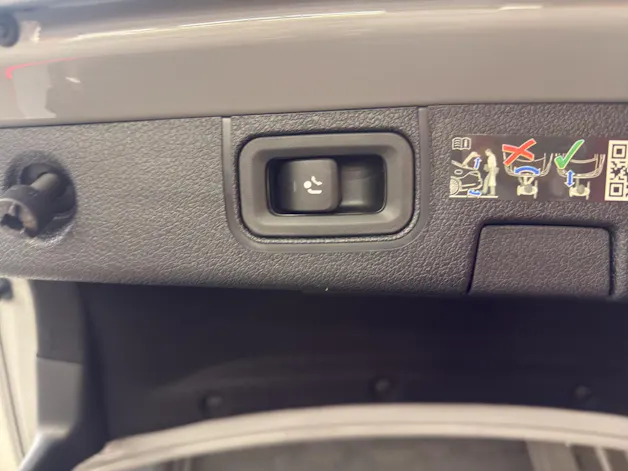 Mercedes-Benz A 35 4M - AMG / 360 Grad Kamera / Standheizung / Soundsystem / Sitzmemory