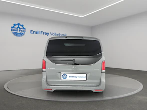 https://vehicle.imgix.net/4318679/03b18c2d-3e48-496a-92d6-ba24603f94e6.jpg