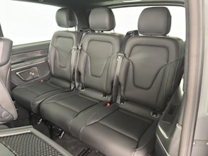 https://vehicle.imgix.net/4318679/306df938-ef59-48db-9b1f-c68c82e9177e.jpg