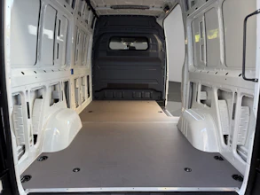https://vehicle.imgix.net/4318702/73626c5e-6194-4e41-a958-8ce970512dfb.jpg