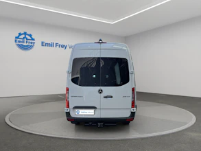 https://vehicle.imgix.net/4318702/92e3cf0a-00f5-4e6d-9d9d-fc7d7972dd77.jpg