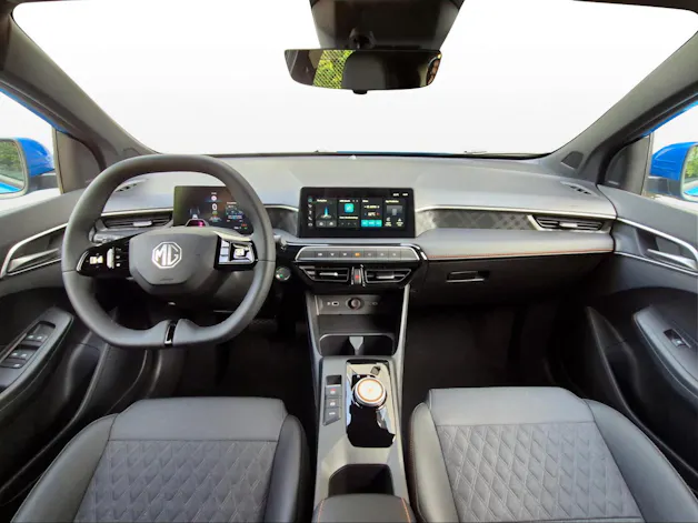MG 3 1.5 Hybrid Luxury