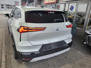 Mitsubishi Grandis 1.8 HEV Instyle