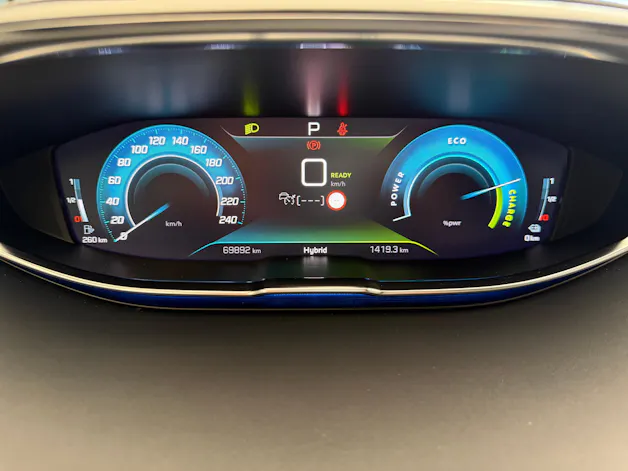 Peugeot 3008 1.6 Plug-in Hybrid4 GT