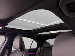https://vehicle.imgix.net/4318762/00a1139a-f1f8-463d-817f-f65f1b5146cf.jpg