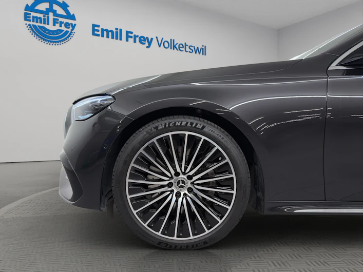 Fahrzeugbild MERCEDES-BENZ E 220