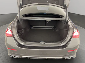 https://vehicle.imgix.net/4318762/da493dc3-2368-42f2-80fd-172ba726f0aa.jpg
