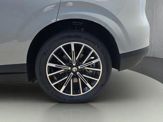 Leapmotor B10 1.5 Hybrid EV