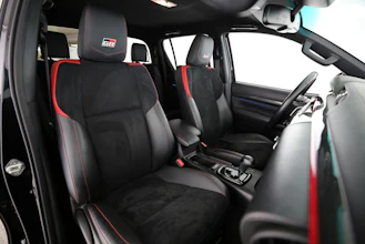 https://vehicle.imgix.net/4318779/21a1b0e8-2680-412a-88a3-31991aad3029.jpg