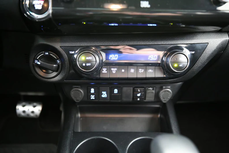 image du véhicule TOYOTA HI-LUX