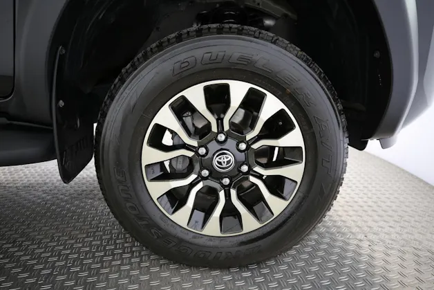 Toyota Hilux Double Cab.-Pick-up 2.8 D-4D 230 GR Sport