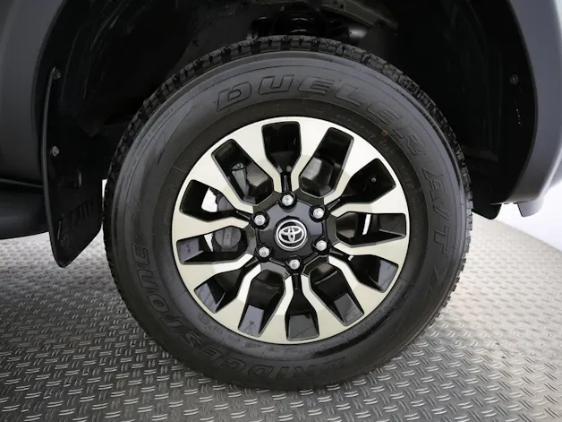 Toyota Hilux Double Cab.-Pick-up 2.8 D-4D 230 GR Sport