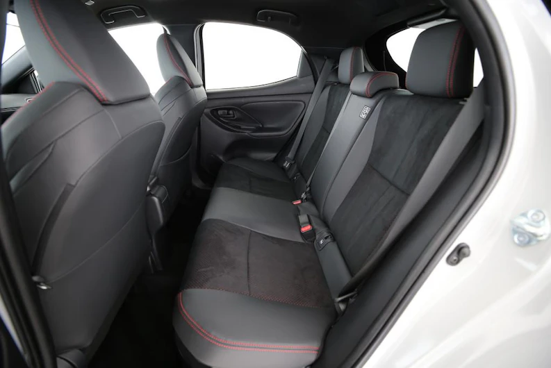 Fahrzeugbild TOYOTA YARIS