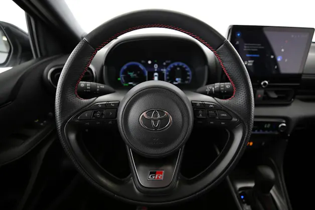 Toyota Yaris 1.5 VVT-i HSD GR Sport
