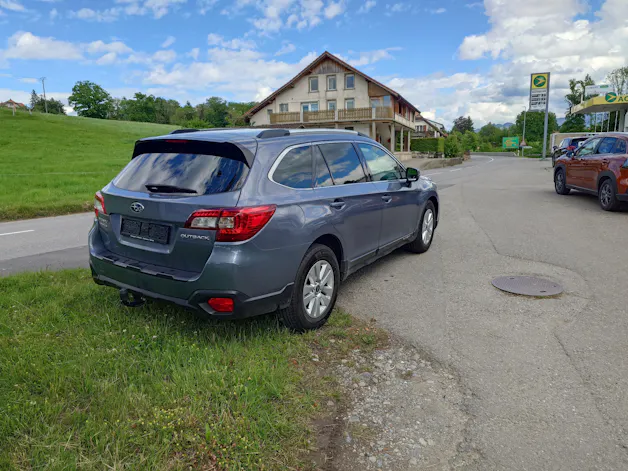 Subaru Outback 2.5i Swiss