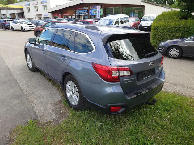 Subaru Outback 2.5i Swiss
