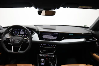 https://vehicle.imgix.net/4318789/044502d6-8213-43e7-a5b3-705dbac589e9.JPG