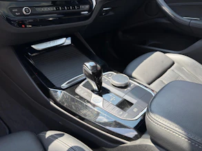 https://vehicle.imgix.net/4318813/7981c082-47f5-4ae9-89df-3b6a62d72c6a.jpg