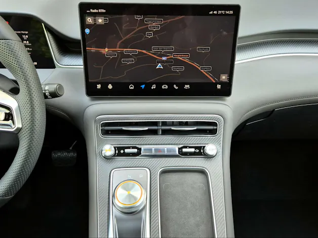 MG S6 EV 77 kWh Luxury 4WD