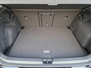 VW Golf VIII 1.5 UNITED eTSI Life DSG