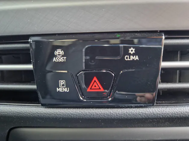 VW Golf VIII 1.5 UNITED eTSI Life DSG