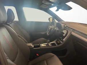 Lexus LBX 1.5 Hybrid Emotion AWD