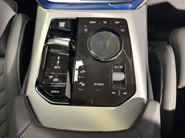 BMW X3 M50i