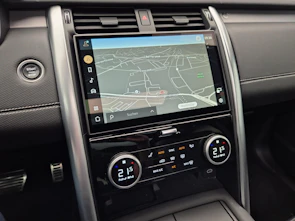 image du véhicule LAND ROVER Discovery 3.0 D I6 300 R-Dynamic SE