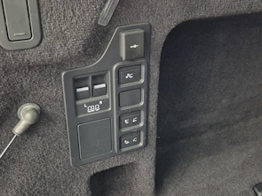 image du véhicule LAND ROVER Discovery 3.0 D I6 300 R-Dynamic SE