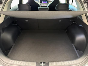 https://vehicle.imgix.net/4318927/4a3fee2c-5604-437e-a5d8-91736d5297ff.jpg