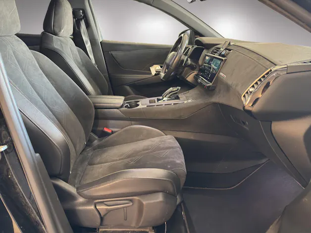 DS Automobiles 7 Crossback 1.6 PureTech Performance Line