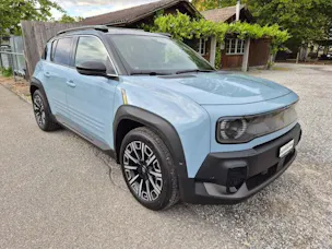 Renault R4 E-Tech Comfort Range iconic