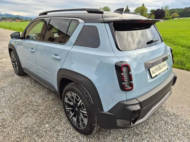 Renault R4 E-Tech Comfort Range iconic