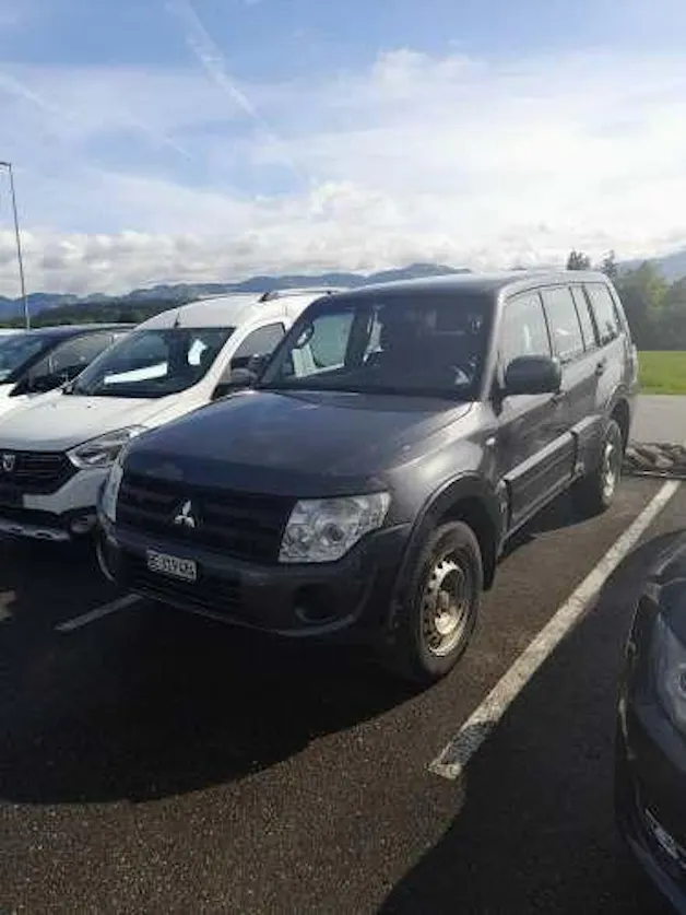 Mitsubishi Pajero 3.2 DID Profi