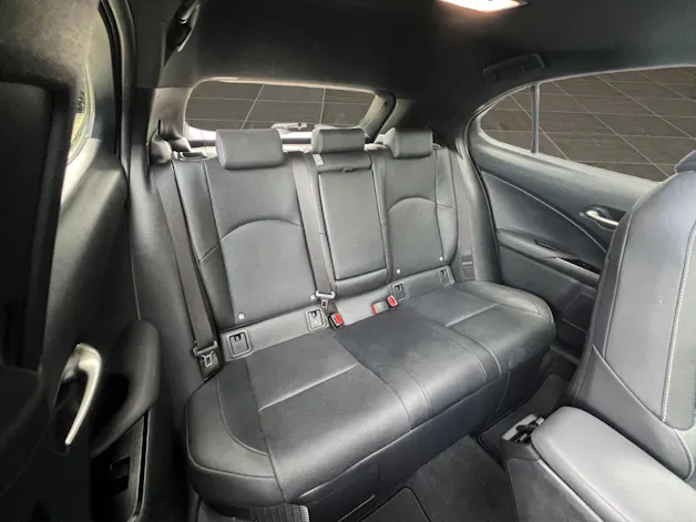 Lexus UX 250h Excellence