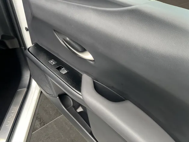 Lexus UX 250h Excellence