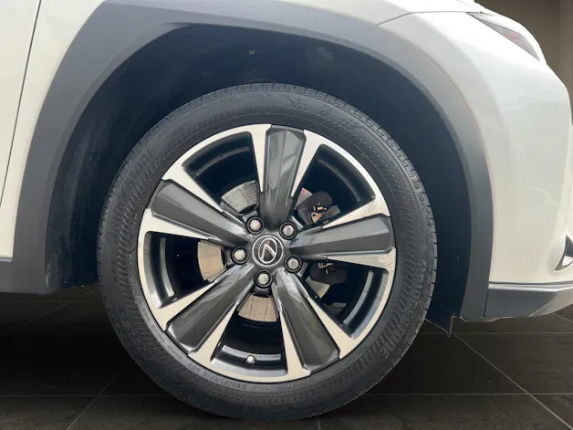 Lexus UX 250h Excellence
