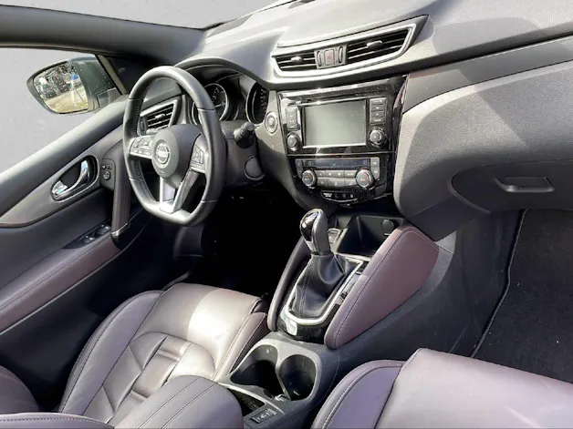 Nissan Qashqai 1.3 DIG-T 160 PS Tekna