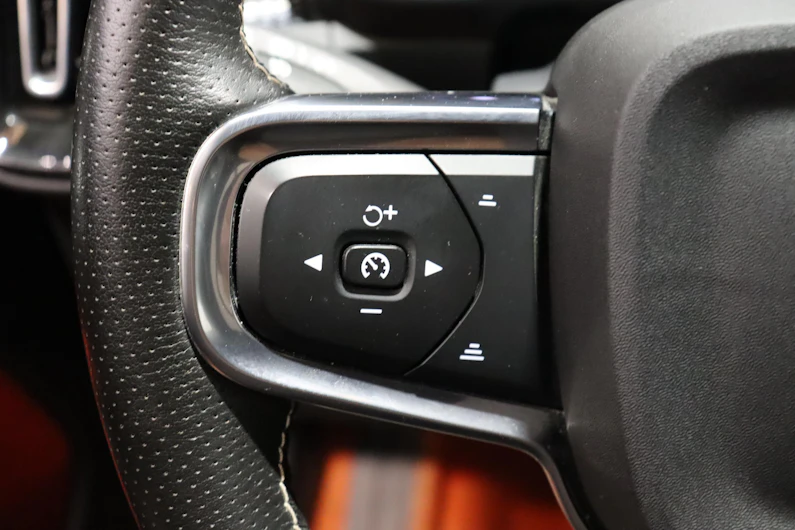 image du véhicule VOLVO XC40