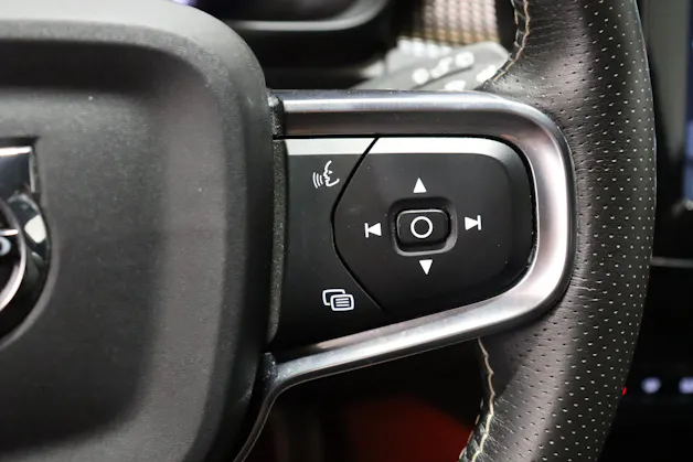 Volvo XC40 P8 Twin R-Design AWD