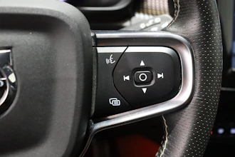 https://vehicle.imgix.net/4319134/7aa25885-d14b-4269-b01a-ff8e869ec309.JPG