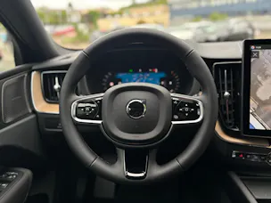 Volvo XC60 2.0 B5 MH Plus Dark AWD