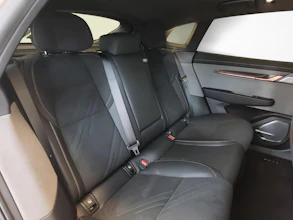 https://vehicle.imgix.net/4319143/acff97dd-d8c7-4d6d-a77e-c140fbc1cadc.jpg
