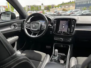 Volvo XC40 2.0 T5 R-Design AWD