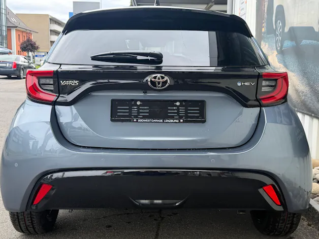 Toyota Yaris 1.5 VVT-i HSD Premium